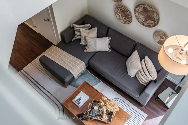 Additional image 23 of 2075 Walkers Line Unit 235