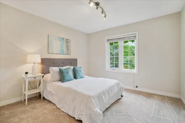 Additional image 19 of 105 River Glen Blvd