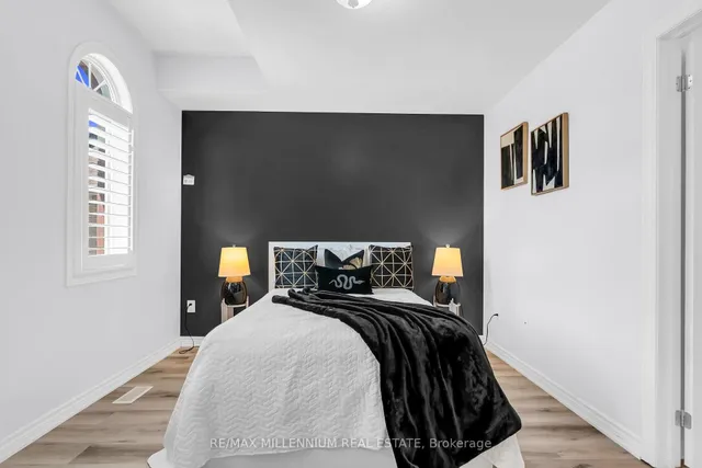 Additional image 35 of 791 Agnew Cres