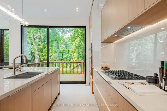 Additional image 25 of 105 Castle Hill Dr