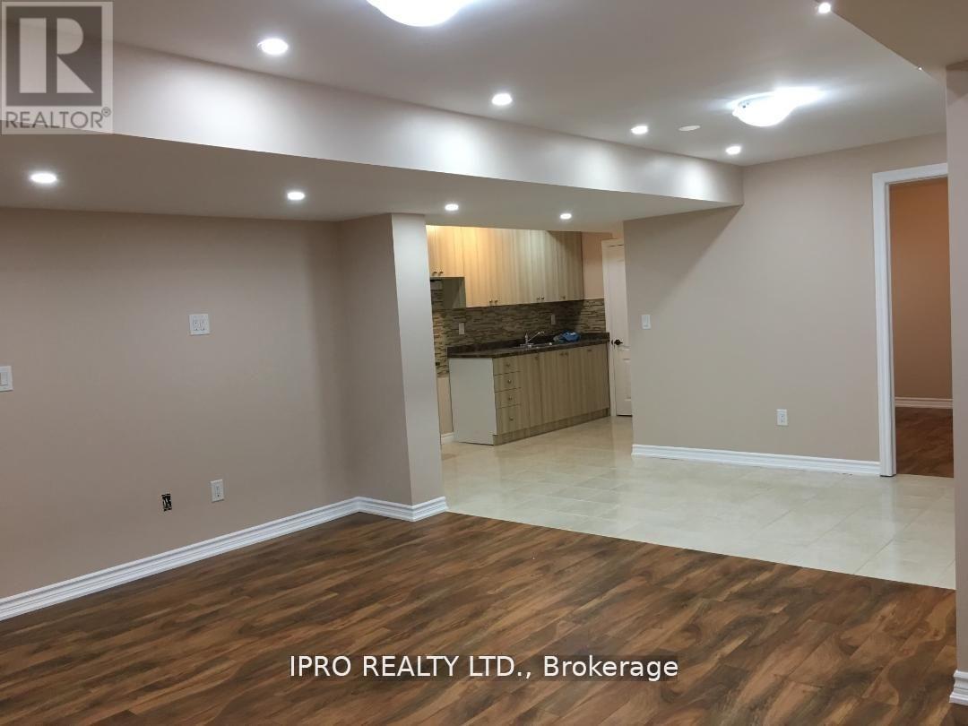 BSMT - 18 KIPPEN COURT|Brampton (Sandringham-Wellington), Ontario L6R0P7
