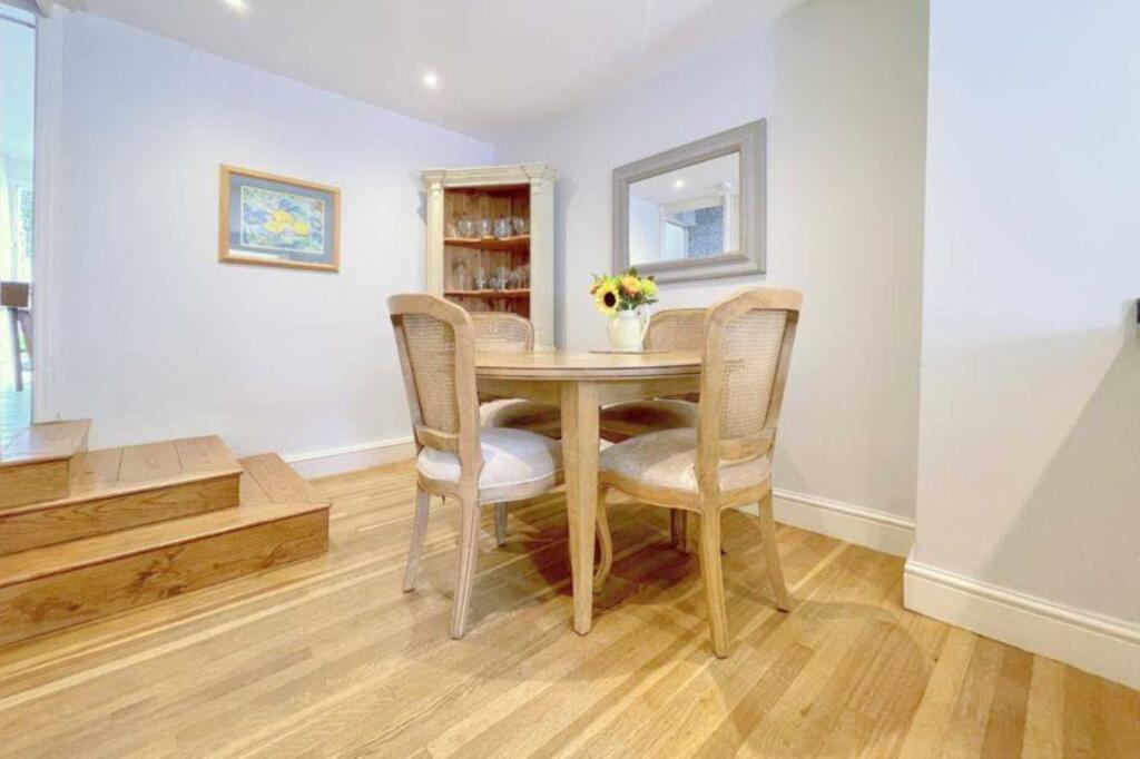 Additional image 8 of Daffords Place, Larkhall