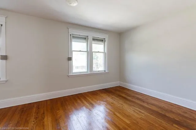 Additional image 27 of 497 Dundurn St