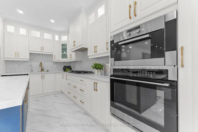 Additional image 14 of 16 Banks Dr