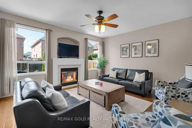 Additional image 18 of 6 Farad Crt