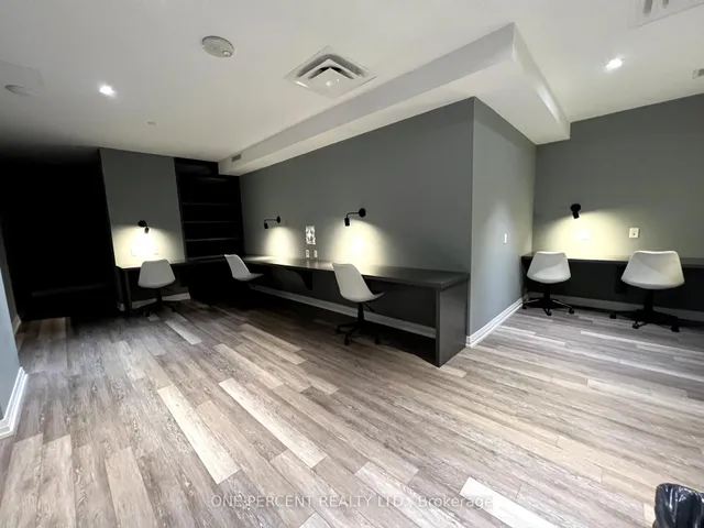 Additional image 17 of 50 Thomas Riley Rd Unit 819