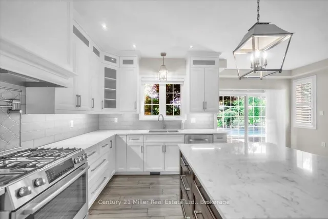 Additional image 20 of 4298 Clubview Dr