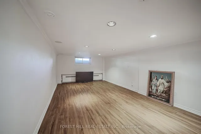 Additional image 30 of 47 Rowley Ave