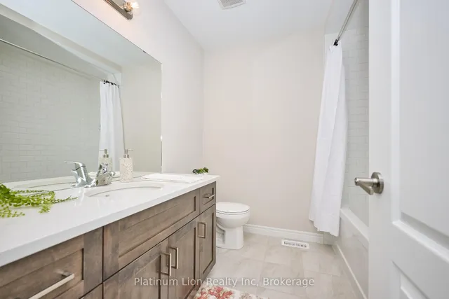 Additional image 23 of 73 Lloyd Davies Way