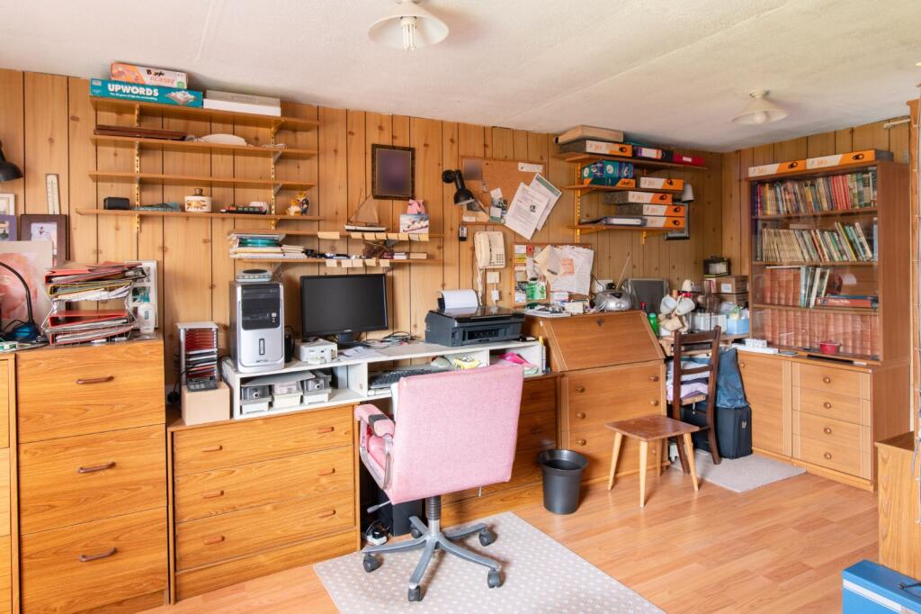 Additional image 8 of Brueton Avenue, Bromsgrove, Worcestershire, B60