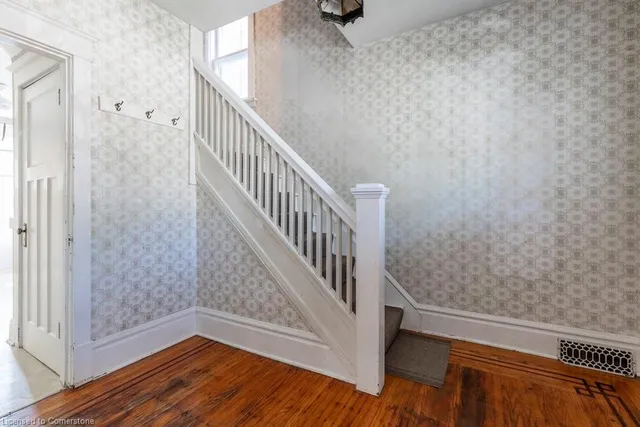 Additional image 8 of 497 Dundurn St