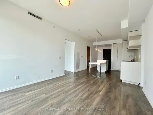 Additional image 12 of 197 Yonge St Unit 3307