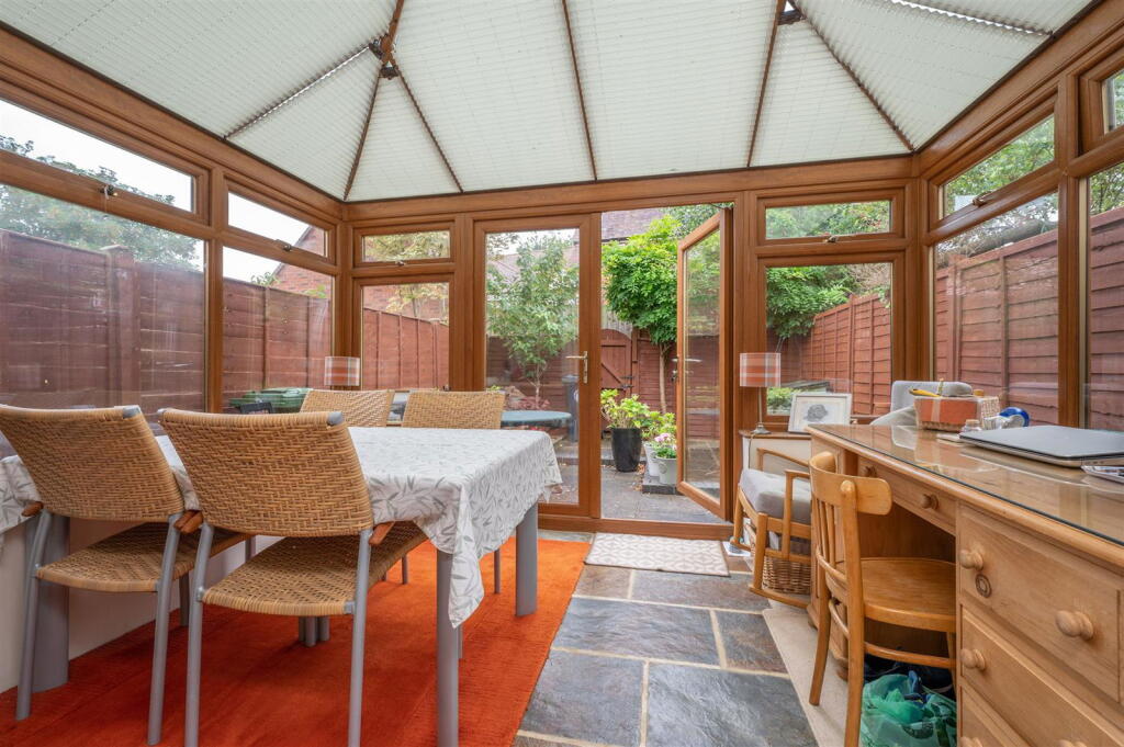 Additional image 5 of Harris Mews, Henley in Arden