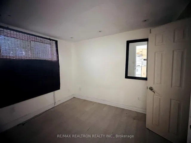 Additional image 12 of 11 Templeton Crt