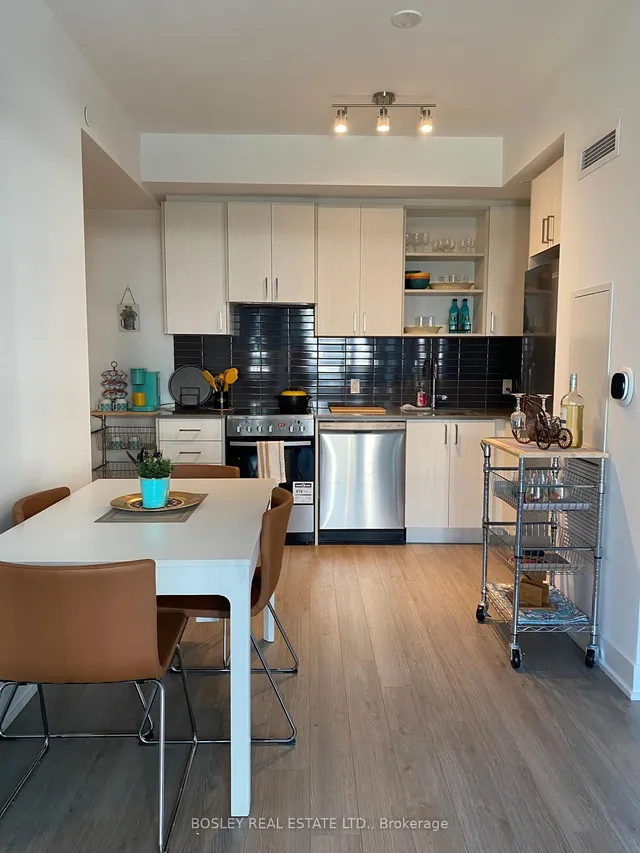 Additional image 10 of 50 George Butchart Dr Unit 407