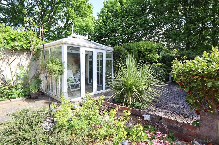 Additional image 15 of Maldon Court, Harpenden, AL5