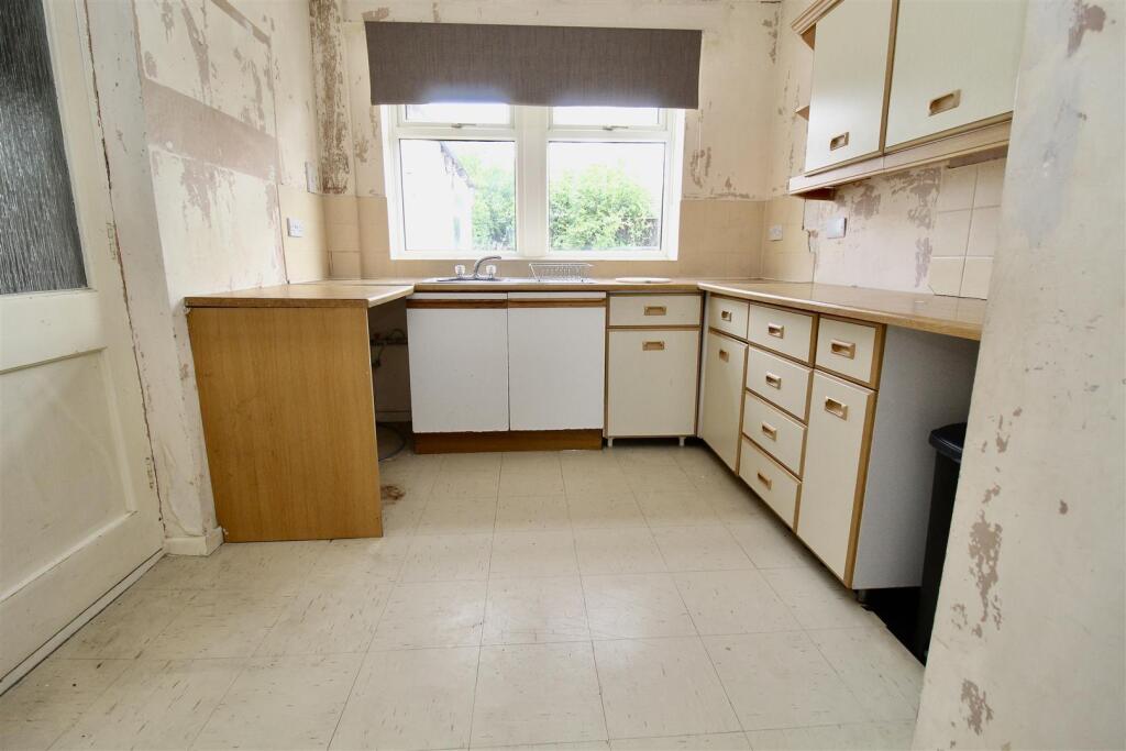 Additional image 4 of Heathland Avenue, Shard End, Birmingham