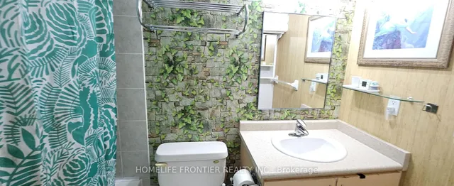 Additional image 12 of 15 Maplewood Ave Unit 911