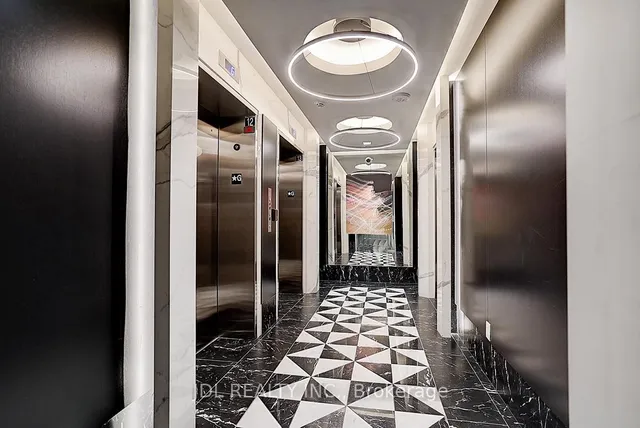 Additional image 42 of 60 Princess St Unit 202 SE