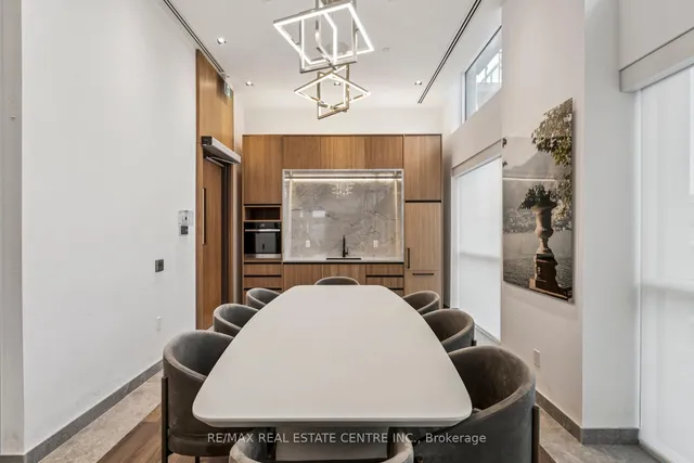 Additional image 29 of 509 Dundas St Unit 804