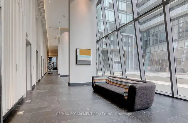 Additional image 39 of 42 Charles St Unit 2409