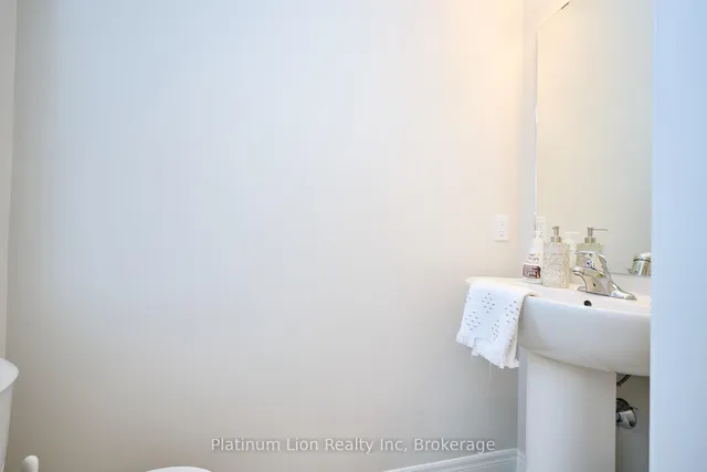 Additional image 2 of 73 Lloyd Davies Way