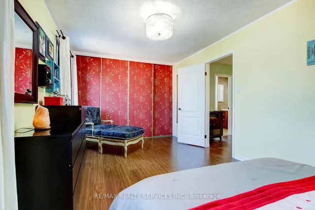 Additional image 24 of 72 Sparklett Cres