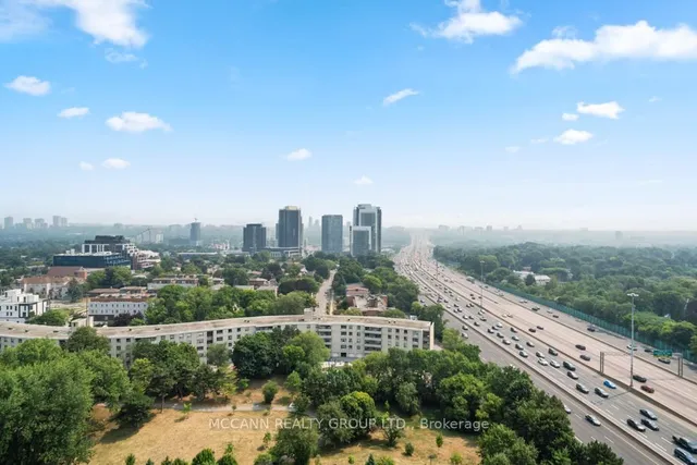 Additional image 32 of 3 Rean Dr Unit 1807