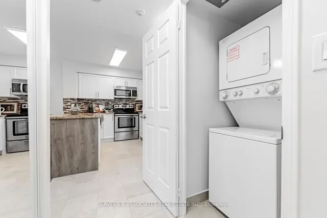 Additional image 20 of 35 Hollywood Ave Unit 918