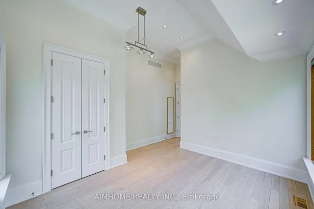 Additional image 33 of 16 Winlock Park