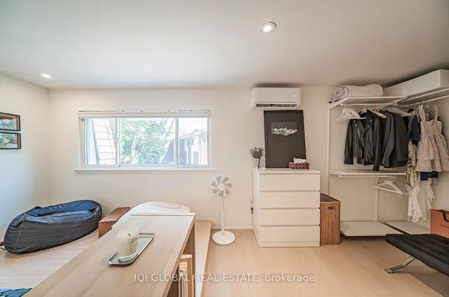 Additional image 32 of 1270 Gainsborough Dr Unit 72