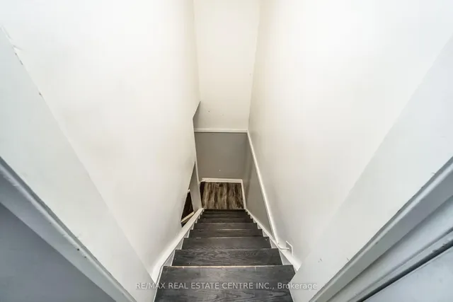 Additional image 28 of 9 Watson Cres