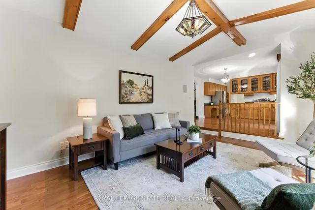 Additional image 19 of 286 LLOYMINN Ave