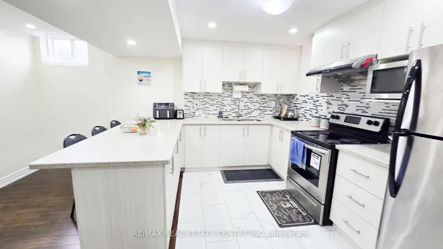 Additional image 33 of 2 Buchanan Cres
