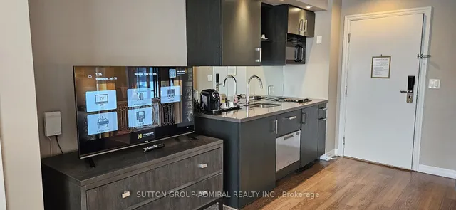 Additional image 9 of 1 King St Unit 2007