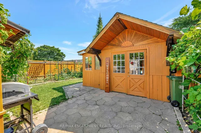 Additional image 29 of 39 Marilyn Crt