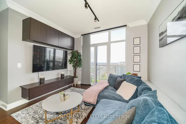 Additional image 19 of 135 Village Green Sq Unit PH21