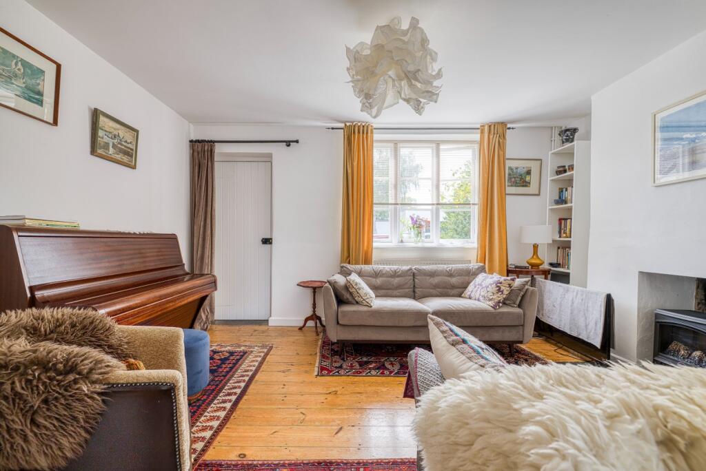 Additional image 5 of Most desirable road in Street