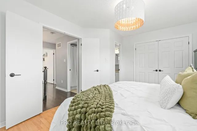 Additional image 17 of 142 Richwood Cres