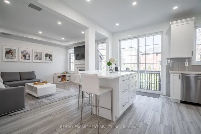 Additional image 7 of 80 Montreal Circ