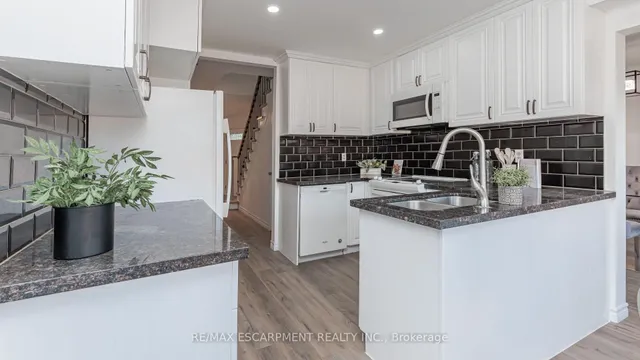 Additional image 11 of 3 Mornington Dr