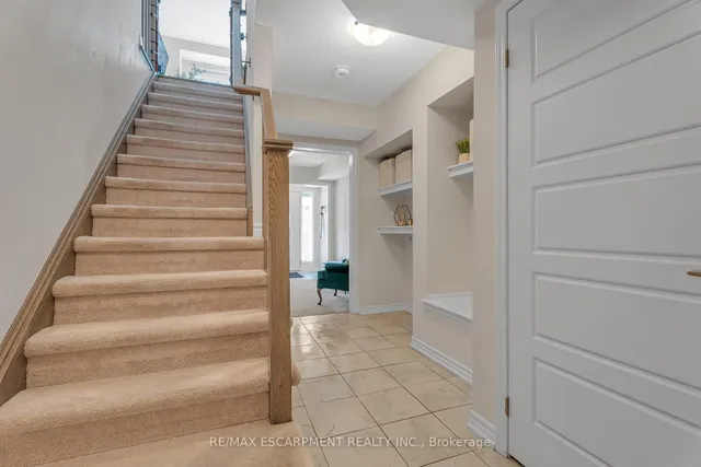 Additional image 9 of 191 Lemieux Crt