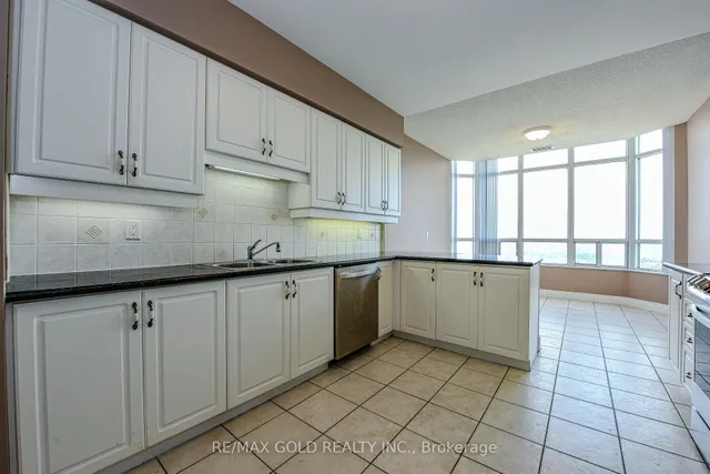 Additional image 46 of 35 Kingsbridge Garden Circ Unit 3205