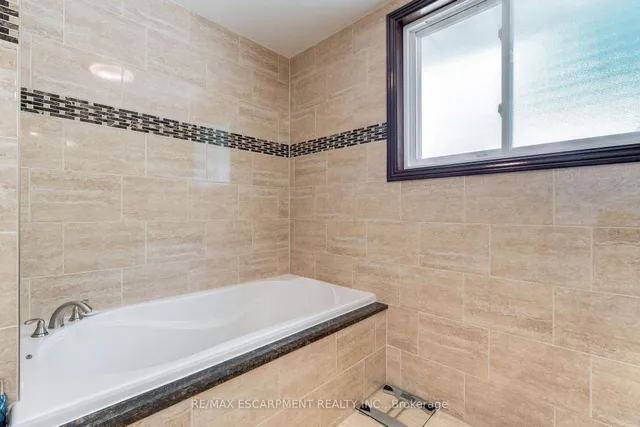 Additional image 17 of 4 Beston Dr