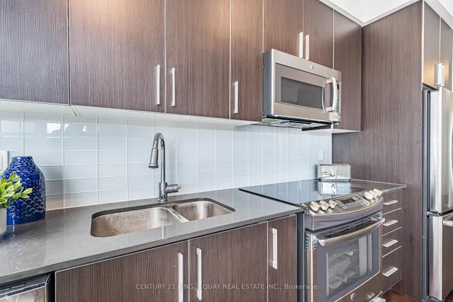 Additional image 18 of 20 Bruyeres Mews Unit 1012