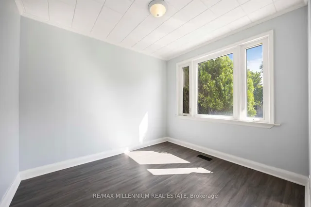 Additional image 8 of 96 Phillip Ave