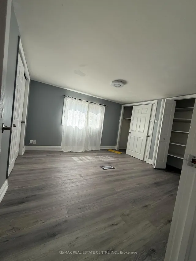 Additional image 8 of 266 Beach Rd Unit UPPER