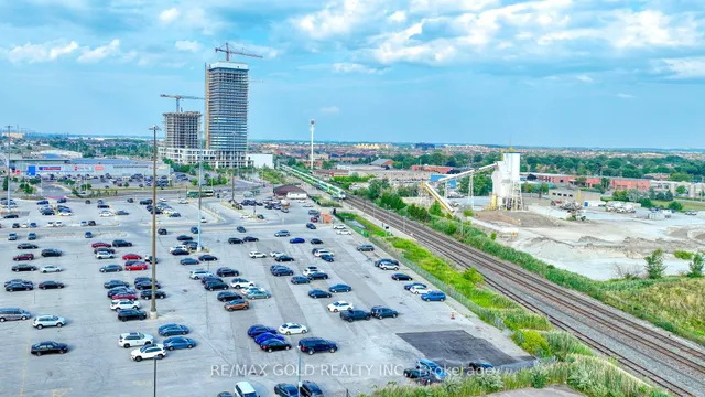 Additional image 43 of 716 Main St