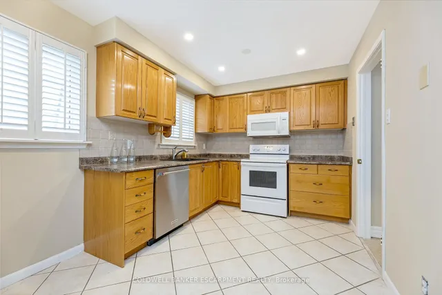 Additional image 11 of 37 Grassmere Cres