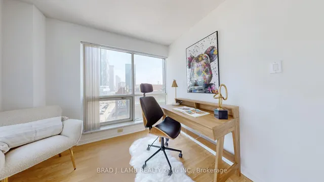 Additional image 7 of 10 Yonge St Unit 907